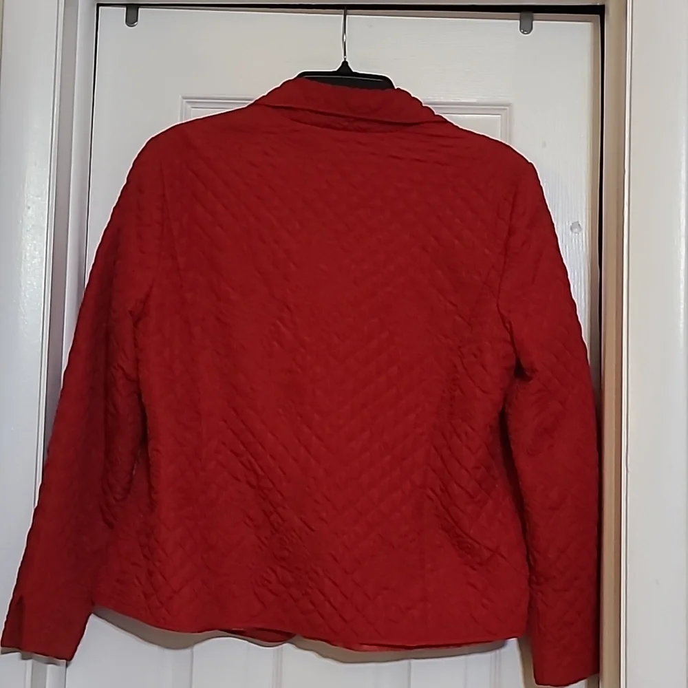 Clothes - Picture 3 of 3